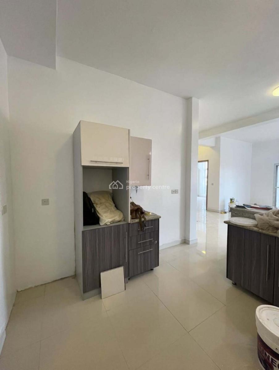 Luxury 2-bedroom Apartment with Elevator, Victoria Island (vi), Lagos, Flat / Apartment for Rent