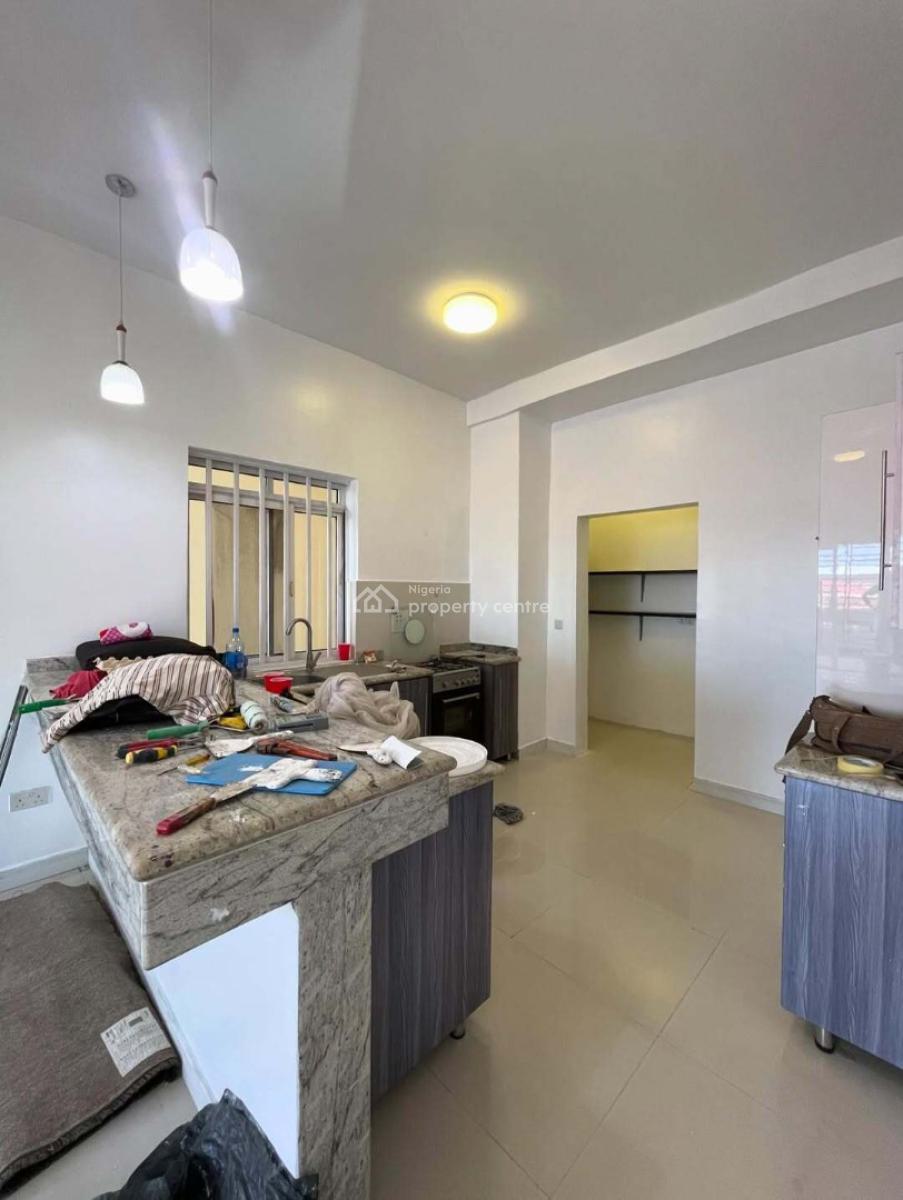 Luxury 2-bedroom Apartment with Elevator, Victoria Island (vi), Lagos, Flat / Apartment for Rent