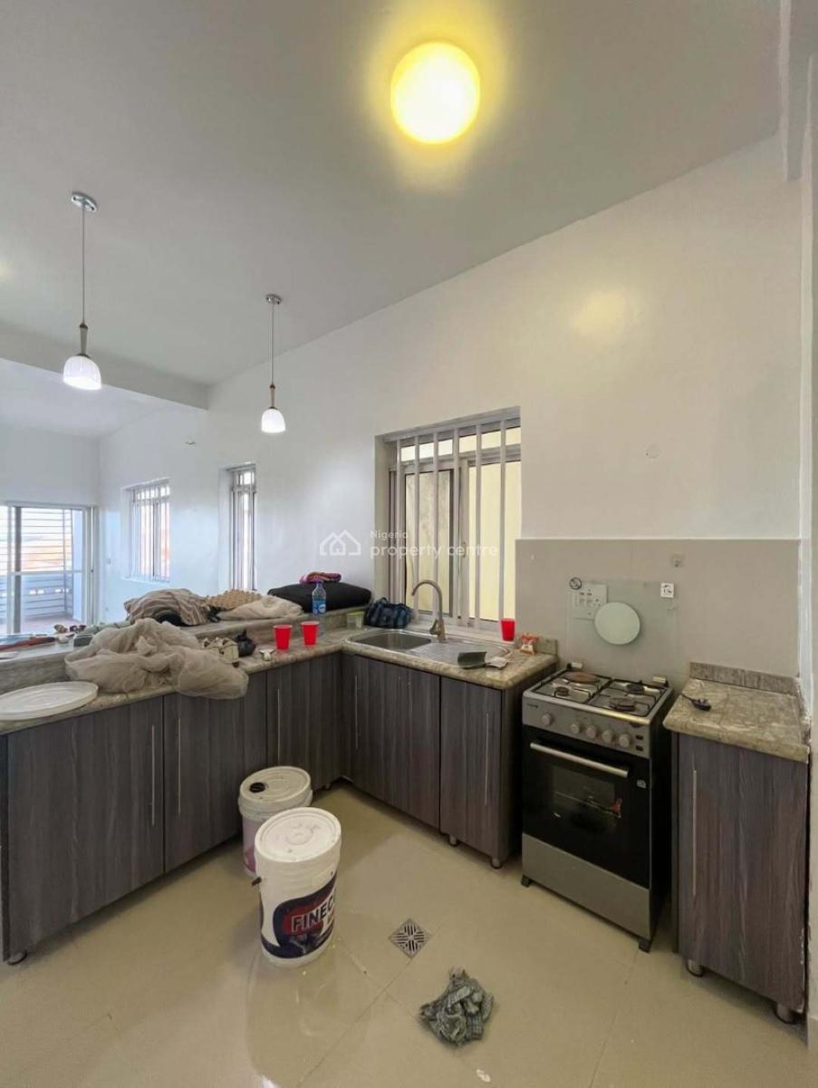 Luxury 2-bedroom Apartment with Elevator, Victoria Island (vi), Lagos, Flat / Apartment for Rent