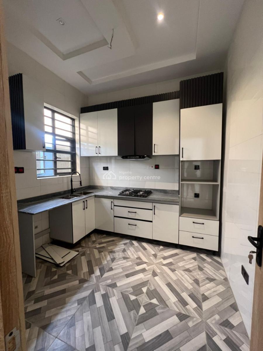Fully Serviced 2 Bedroom Apartment, Ajah, Lagos, Flat / Apartment for Sale