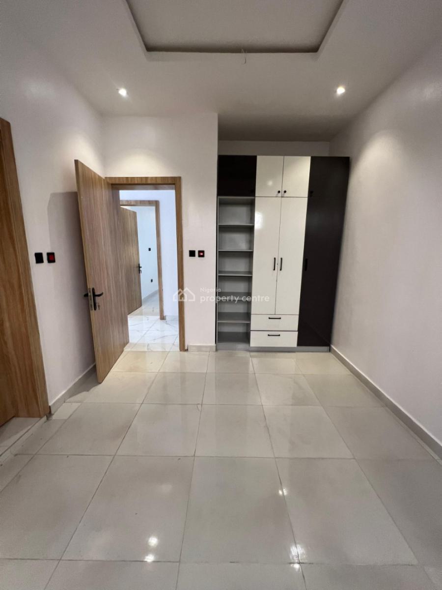 Fully Serviced 2 Bedroom Apartment, Ajah, Lagos, Flat / Apartment for Sale