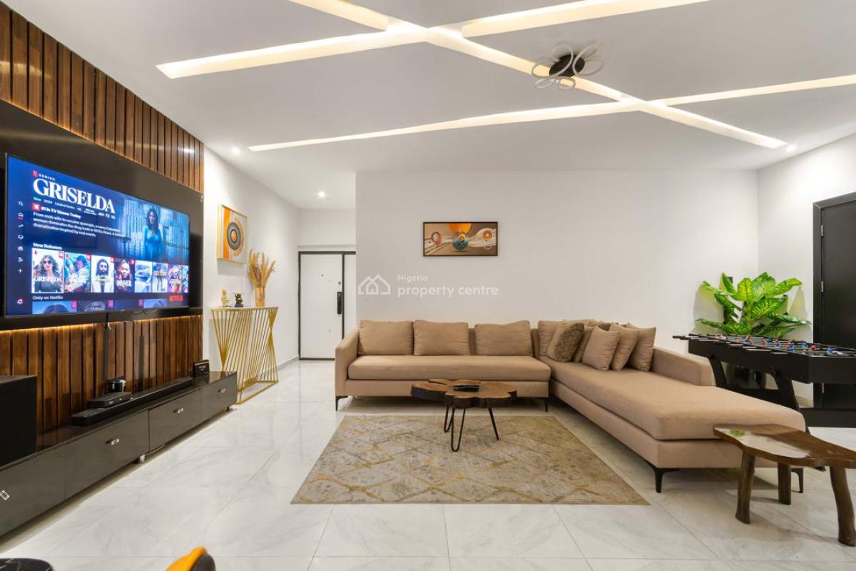 Luxury 2 Bedroom Apartment. Pls Send in Your Bookings, Lekki Phase 1, Lekki, Lagos, Flat / Apartment Short Let