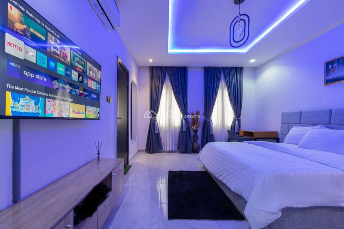 Luxury 2 Bedroom Apartment. Pls Send in Your Bookings, Lekki Phase 1, Lekki, Lagos, Flat / Apartment Short Let