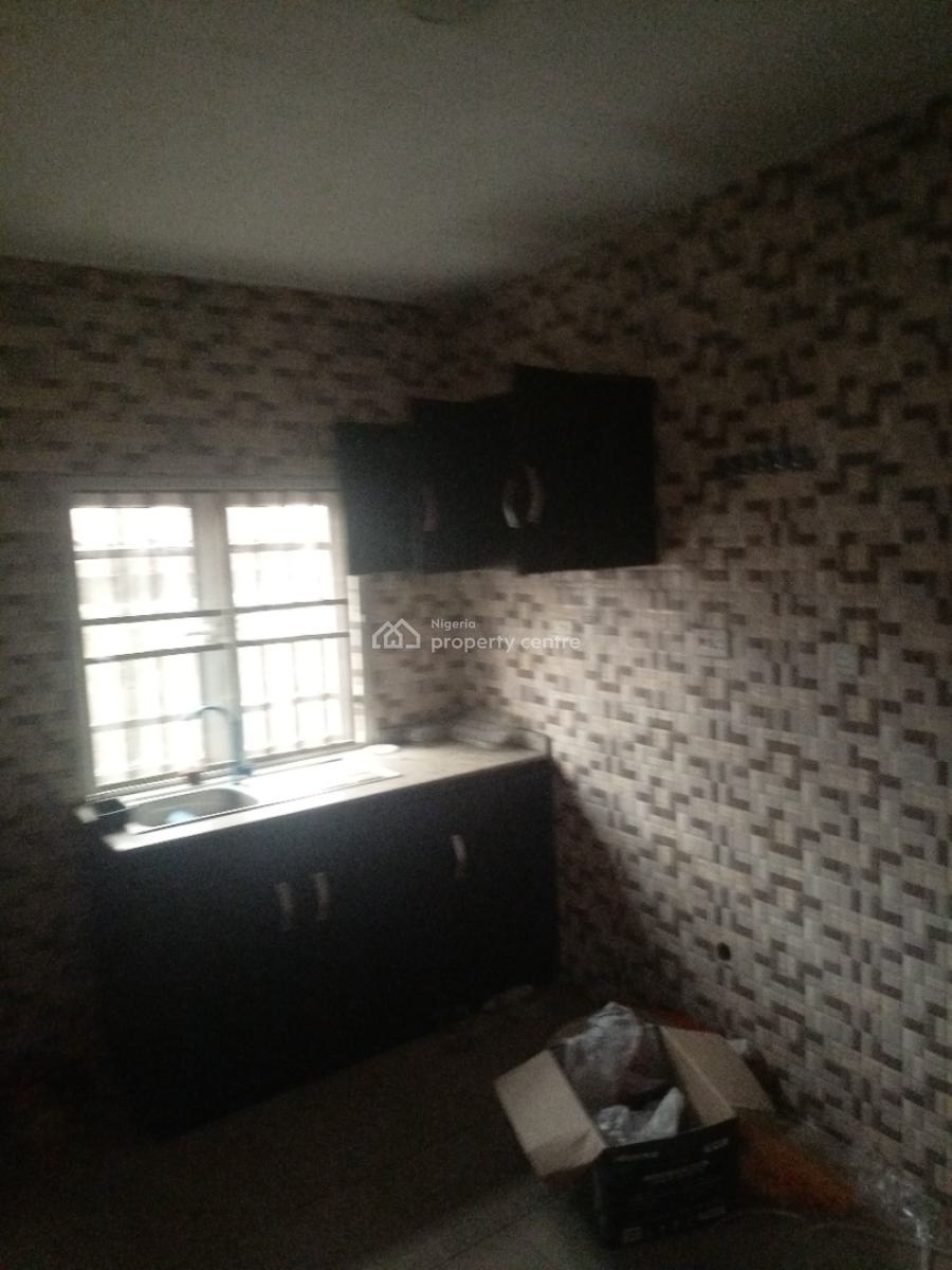 2 Bedroom Flat with Full Pop and 24/7 Power Supply with Solar, Beside Rayfield Gra, Kute Road, Ibadan, Akobo, Ibadan, Oyo, Semi-detached Bungalow for Rent