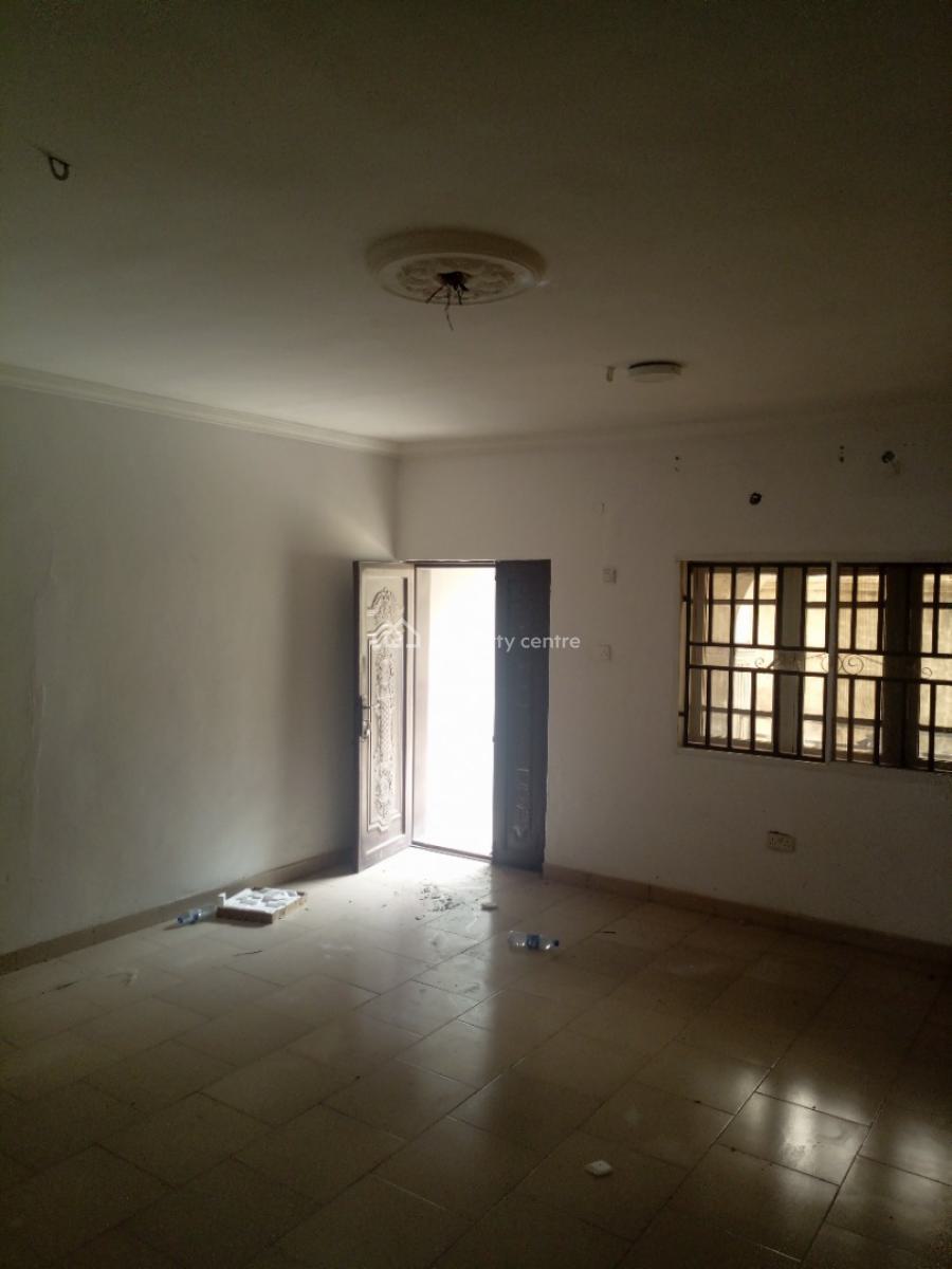 2 Bedroom Flat with Full Pop and 24/7 Power Supply with Solar, Beside Rayfield Gra, Kute Road, Ibadan, Akobo, Ibadan, Oyo, Semi-detached Bungalow for Rent