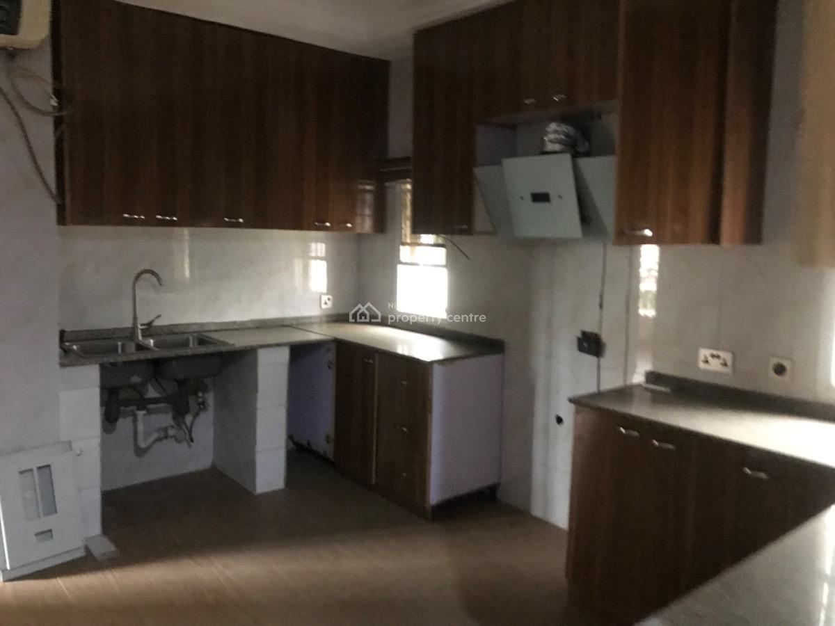 Very Nice 5 Bedroom Spacious Duplex, Bq,in a Gated Mini Estate, Serene Neighborhood, Katampe Extension, Katampe, Abuja, Terraced Duplex for Rent