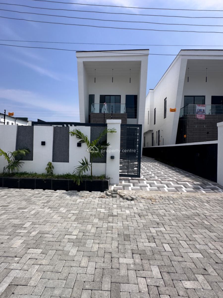 Beautiful Family House with Swimming Pool, Orchid Road By Chevron, Lekki, Lagos, Detached Duplex for Sale
