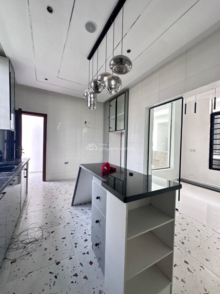 Beautiful Family House with Swimming Pool, Orchid Road By Chevron, Lekki, Lagos, Detached Duplex for Sale