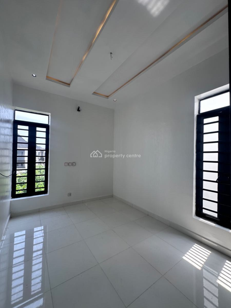Beautiful Family House with Swimming Pool, Orchid Road By Chevron, Lekki, Lagos, Detached Duplex for Sale