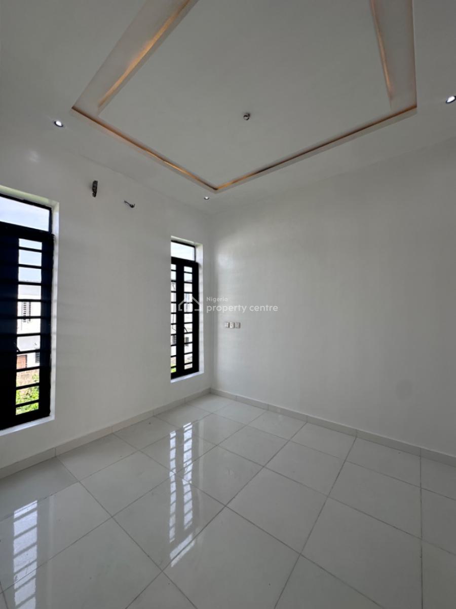 Beautiful Family House with Swimming Pool, Orchid Road By Chevron, Lekki, Lagos, Detached Duplex for Sale