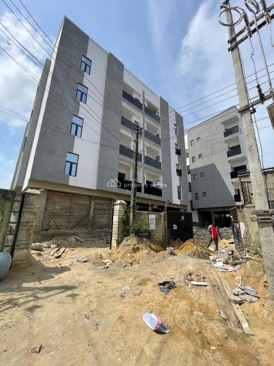 Beautiful 2 Bedroom Apartment at Lekki Phase 1, Lekki Phase 1, Lekki, Lagos, Flat / Apartment for Sale