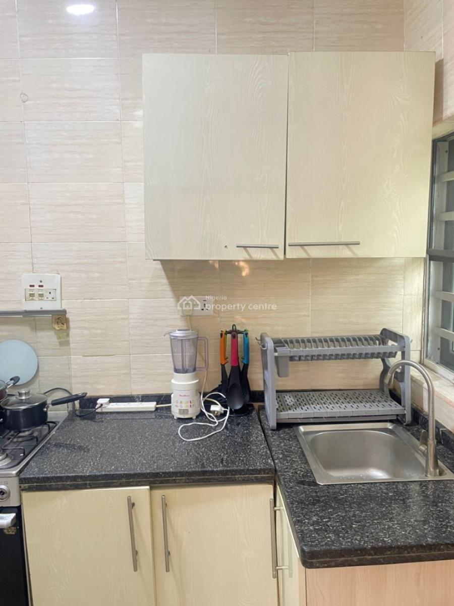 2 Bedroom Apartment, Ikota, Lekki, Lagos, Flat / Apartment Short Let