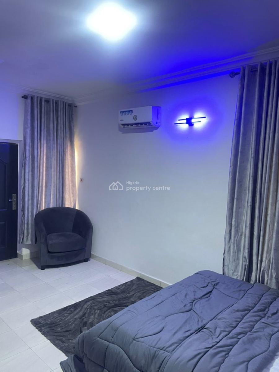 2 Bedroom Apartment, Ikota, Lekki, Lagos, Flat / Apartment Short Let