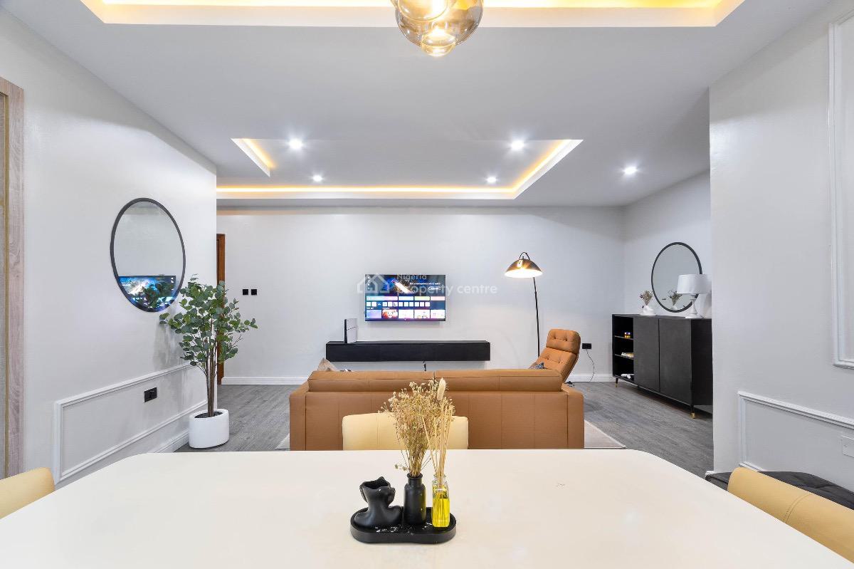2 Bedroom Apartment, Lekki Phase 1, Lekki, Lagos, Flat / Apartment Short Let