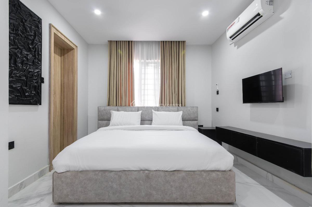 2 Bedroom Apartment, Lekki Phase 1, Lekki, Lagos, Flat / Apartment Short Let