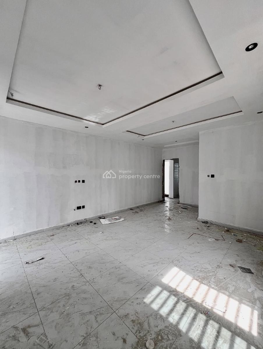 Lovely 2 Bedroom Apartment with a Bq, Ikate, Lekki, Lagos, Block of Flats for Sale