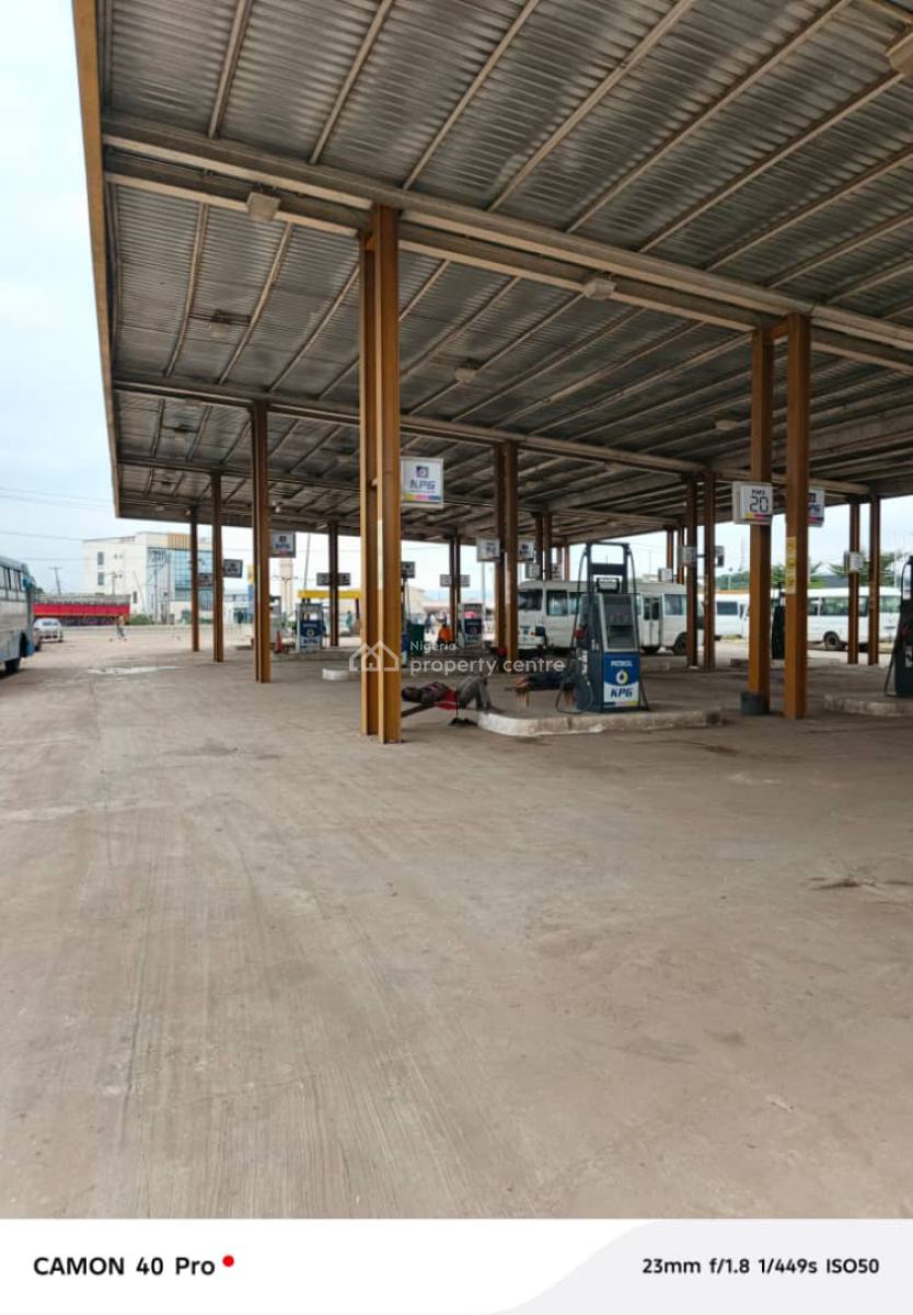 19 Pumps Filling Station, Abuja Keffi Express Road, Mararaba, Abuja, Filling Station for Sale