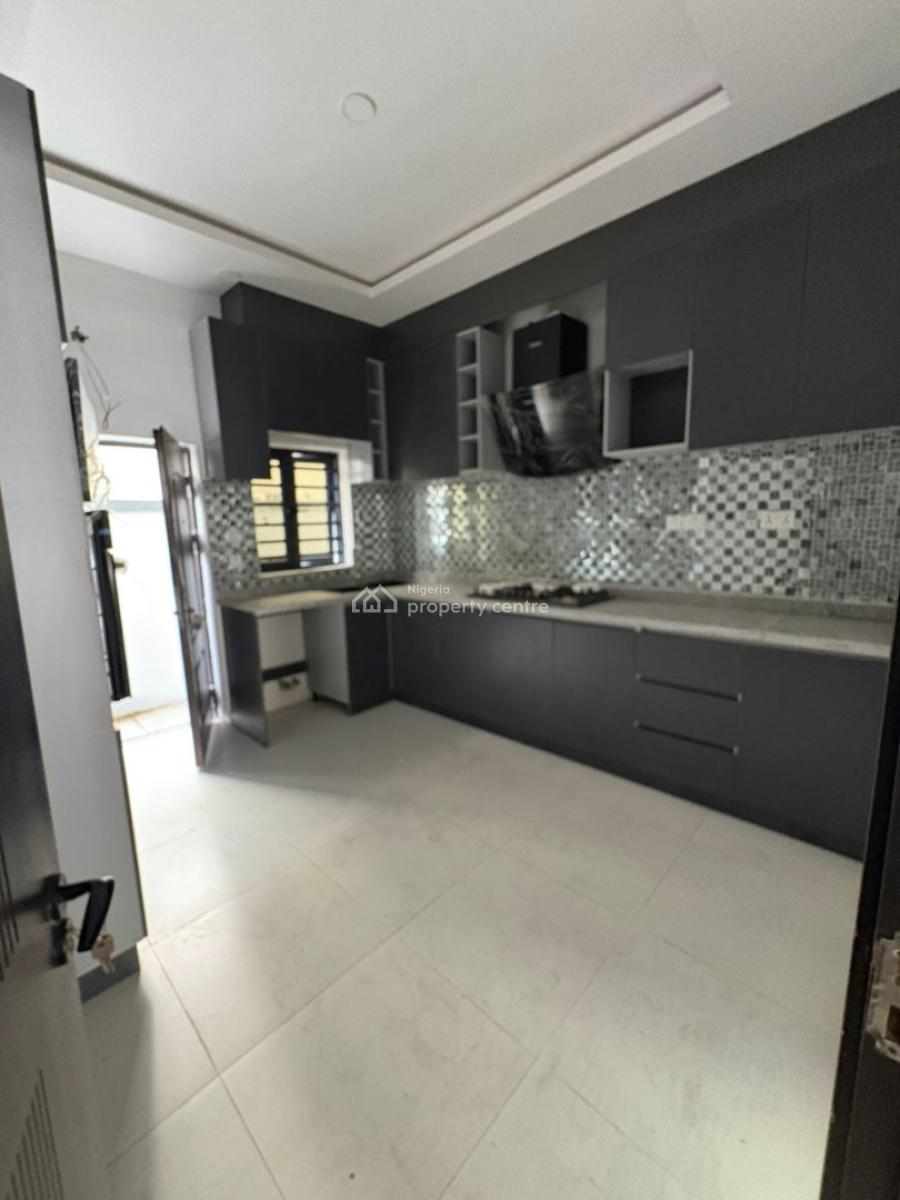 4bedroom Terrace Duplex, Ologolo, Lekki, Lagos, Terraced Duplex for Rent