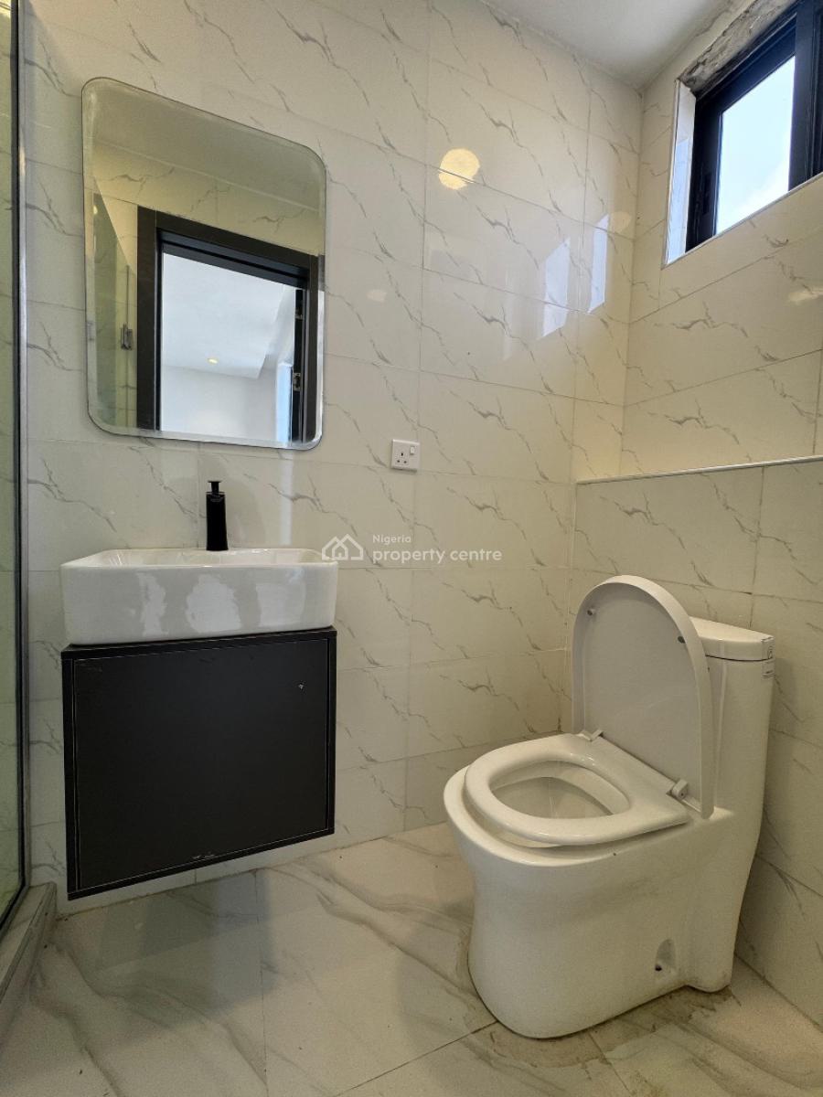 Luxury Spacious  2  Bedroom Apartment, Lekki Phase 1, Lekki, Lagos, House for Sale