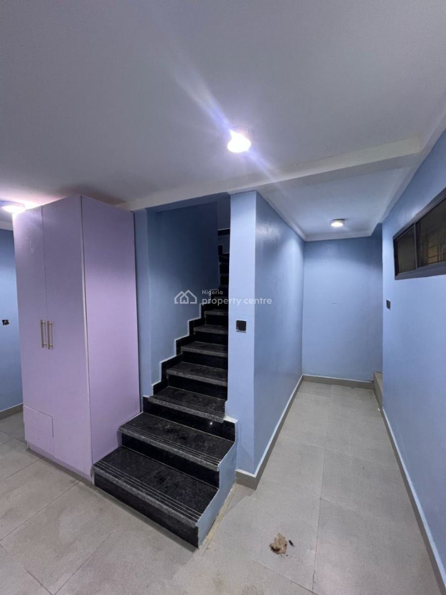 5 Bedroom Fully Detached Duplex/pent House with Two Living Rooms & Bq, Asokoro District, Abuja, Detached Duplex for Sale