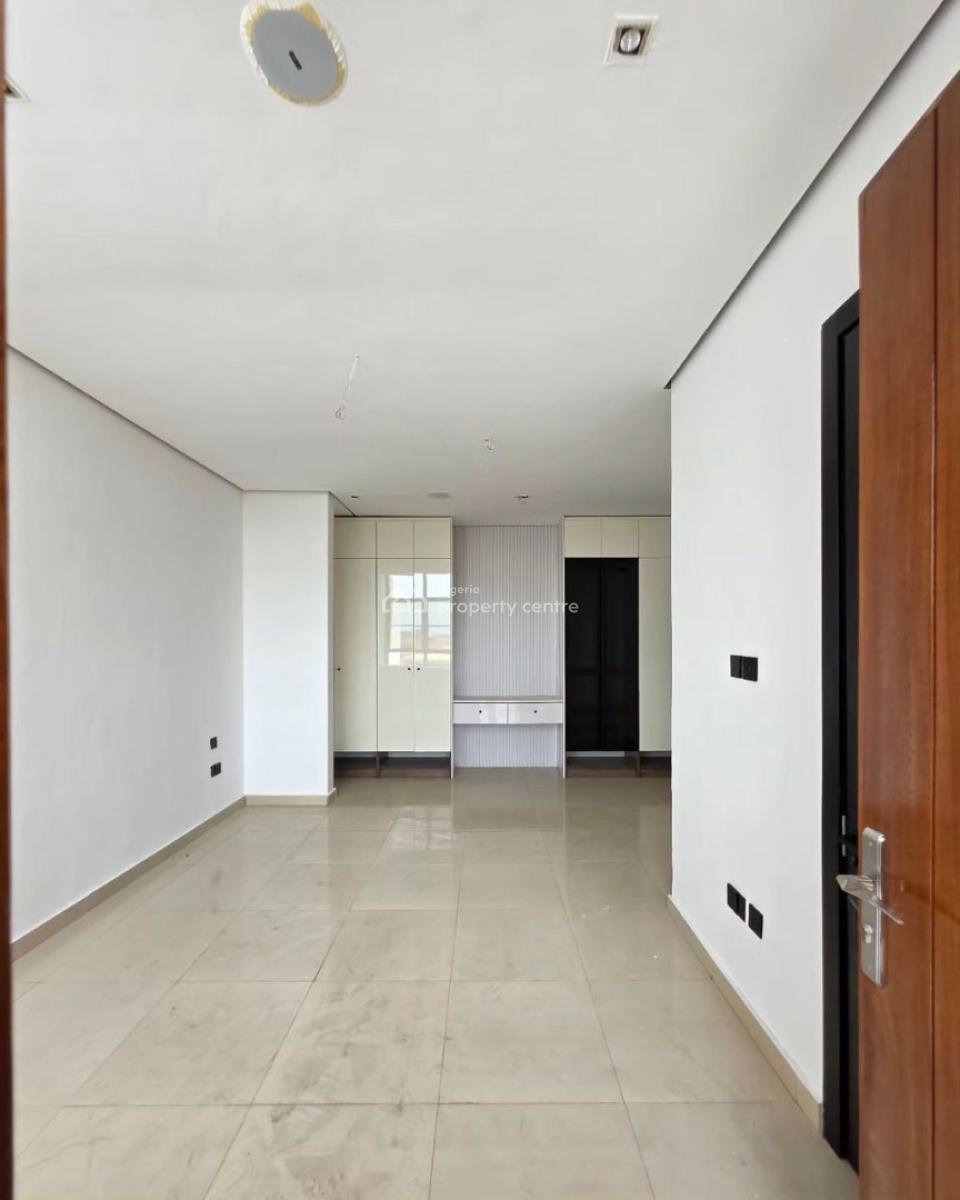 Very Cozy 3 Bedroom Apartment with Bq, Pool, Elevator and Gym, Lekki Phase 1, Lekki, Lagos, Flat / Apartment for Rent