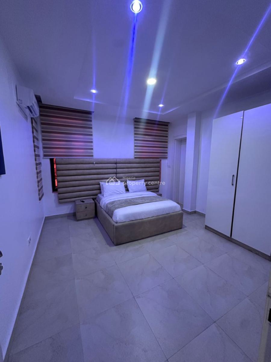 Tastefully Furnished 3 Bedroom Penthouse with Swimming Pool, Lekki, Lagos, Flat / Apartment for Rent