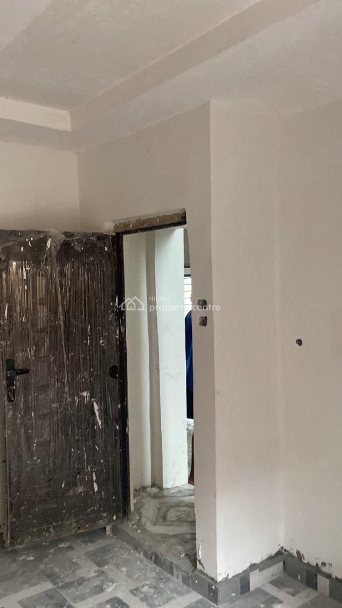 Newly Built Room Self-contain in Bariga  Looking for Comf, Bariga Ososa, Bariga, Shomolu, Lagos, Flat / Apartment for Rent