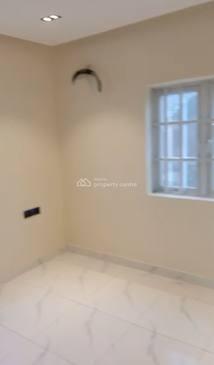 Special 3 Bedroom Apartment, Maryland, Lagos, Flat / Apartment for Rent