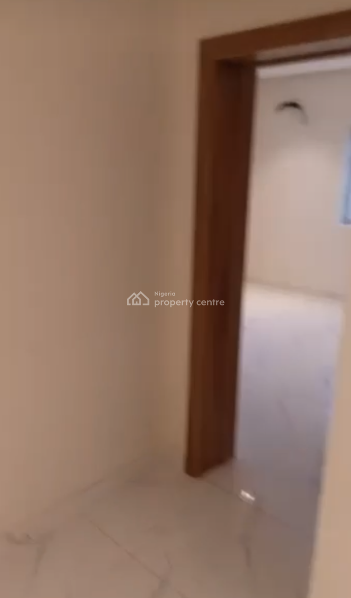 Special 3 Bedroom Apartment, Maryland, Lagos, Flat / Apartment for Rent