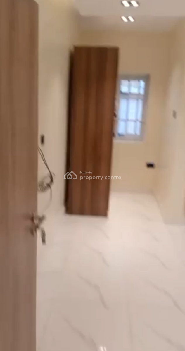 Special 3 Bedroom Apartment, Maryland, Lagos, Flat / Apartment for Rent