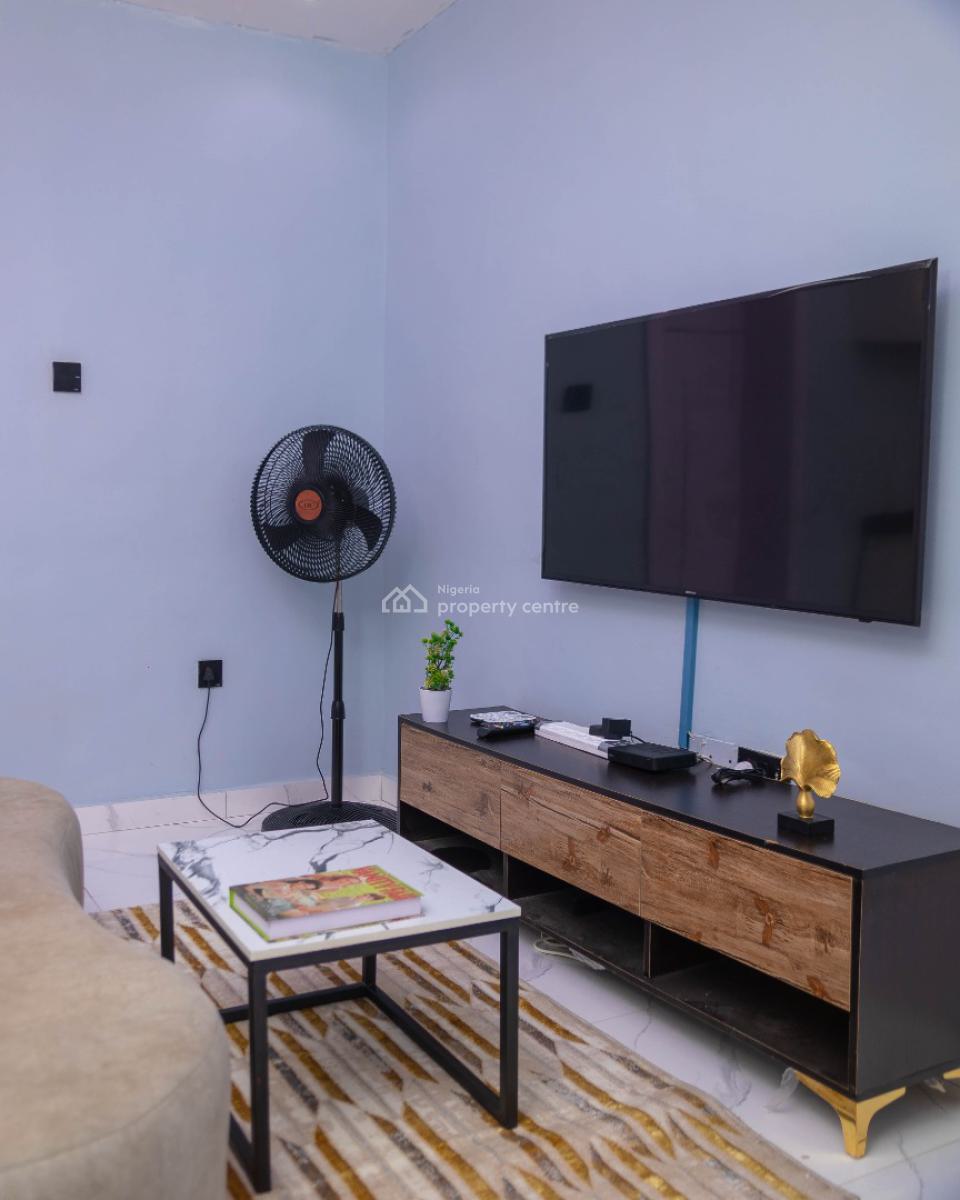 1 Bedroom, Surulere, Lagos, Flat / Apartment Short Let