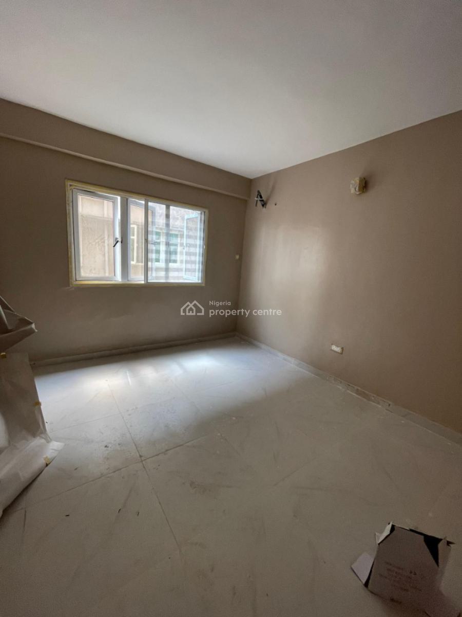 Eye Catchy Built 3 Bedroom Apartment with Range of Amenities, Surulere, Lagos, Flat / Apartment for Sale