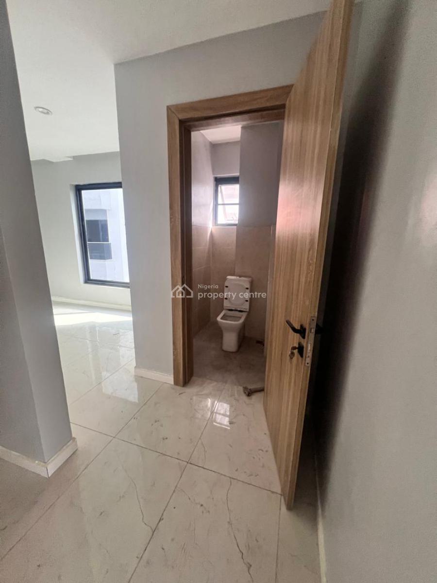 3 Bedroom Flat with Swimming Pool & Gym, Lekki Phase 2, Lekki, Lagos, Flat / Apartment for Sale