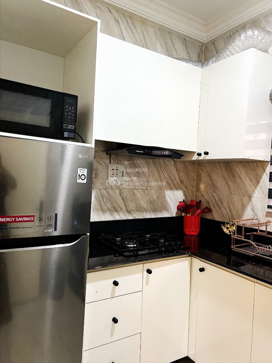 2 Bedrooms Luxury Apartment, Pietersburg, Aminu Kano Crescent, Wuse 2, Abuja, Hotel / Guest House Short Let