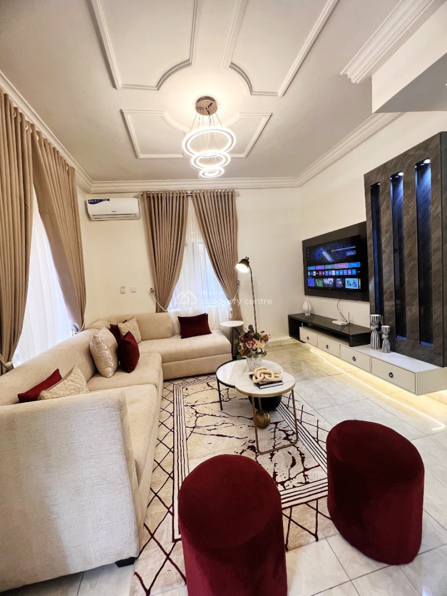 2 Bedrooms Luxury Apartment, Pietersburg, Aminu Kano Crescent, Wuse 2, Abuja, Hotel / Guest House Short Let