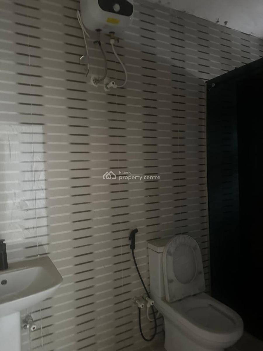Rooms in a Shared Duplex, Oceanbay, Orchid Rd, Lekki, Lagos, Flat / Apartment for Rent