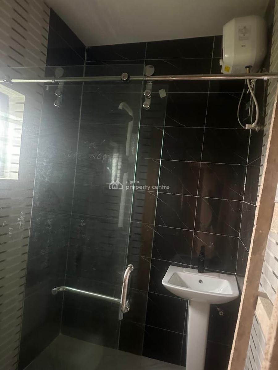 Rooms in a Shared Duplex, Oceanbay, Orchid Rd, Lekki, Lagos, Flat / Apartment for Rent