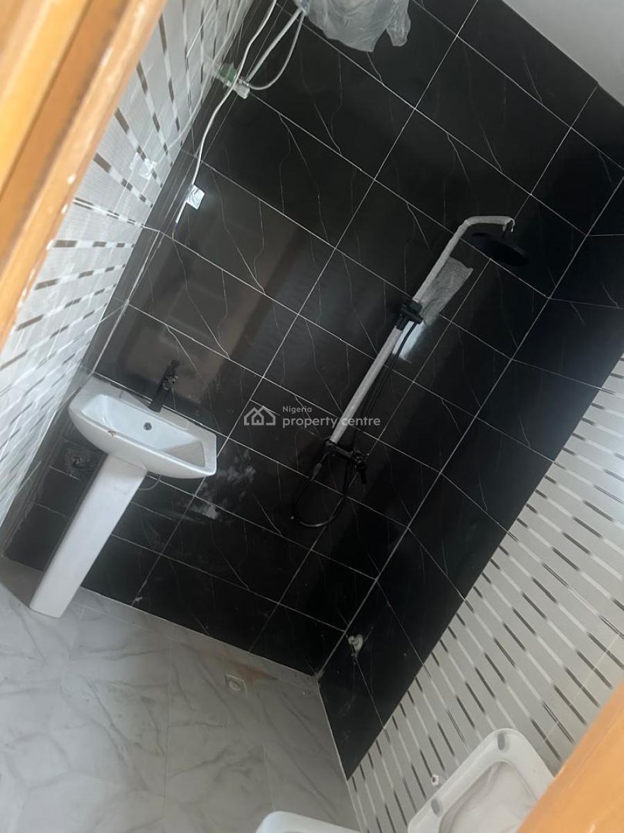 Rooms in a Shared Duplex, Oceanbay, Orchid Rd, Lekki, Lagos, Flat / Apartment for Rent