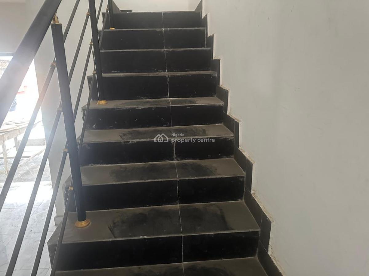 Rooms in a Shared Duplex, Oceanbay, Orchid Rd, Lekki, Lagos, Flat / Apartment for Rent