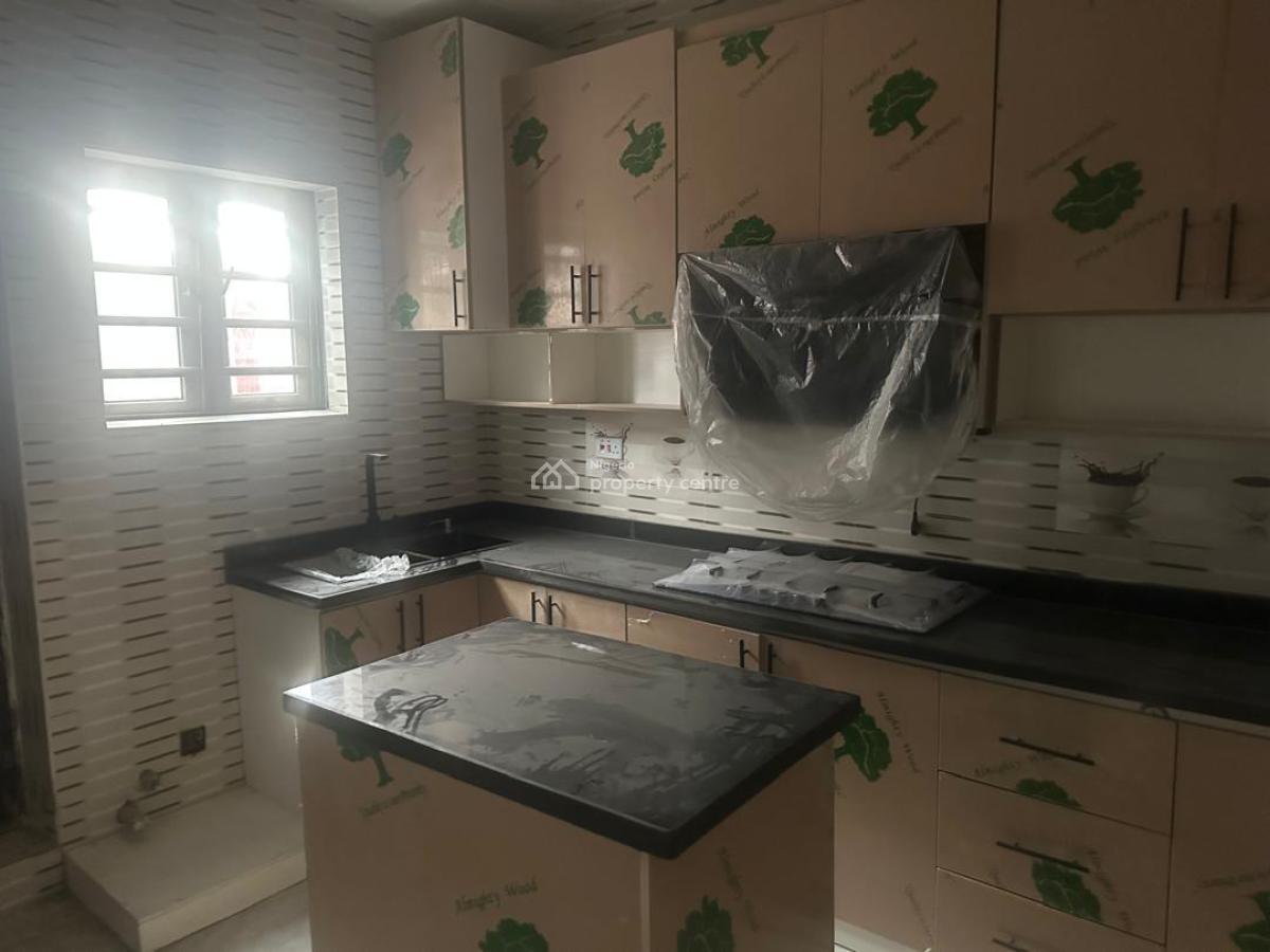 Rooms in a Shared Duplex, Oceanbay, Orchid Rd, Lekki, Lagos, Flat / Apartment for Rent