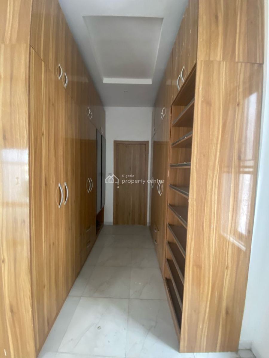 Spacious & Luxurious 5 Bedroom Fully Detached Duplex with a Bq, Agungi, Lekki, Lagos, House for Sale