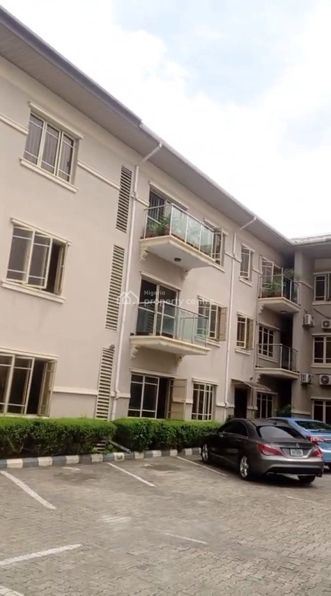 Luxury First Floor 3-bedroom Flat with Bq, Lekki Right, Lekki Phase 1, Lekki, Lagos, Flat / Apartment for Rent