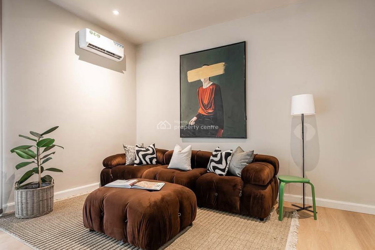 Luxury 1-bedroom Apartment Available, Lekki Phase 1, Lekki, Lagos, Flat / Apartment Short Let