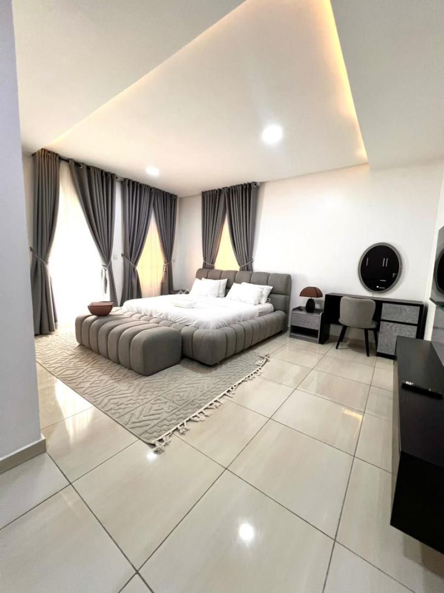 Newly Opened 2 Bedroom Apartment with Swimming Pool, Snooker Board, Lekki Phase 1, Lekki, Lagos, Flat / Apartment Short Let