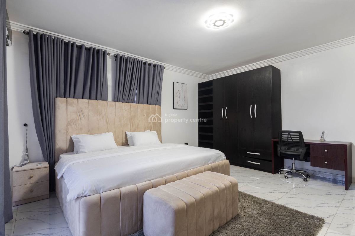 Relax with The Whole Family at This 4 Bedroom Duplex Self Compound, Lekki Phase 1, Lekki, Lagos, Flat / Apartment Short Let
