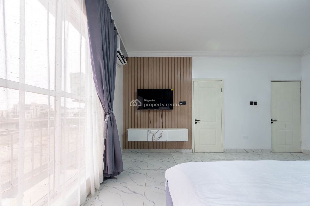 Relax with The Whole Family at This 4 Bedroom Duplex Self Compound, Lekki Phase 1, Lekki, Lagos, Flat / Apartment Short Let