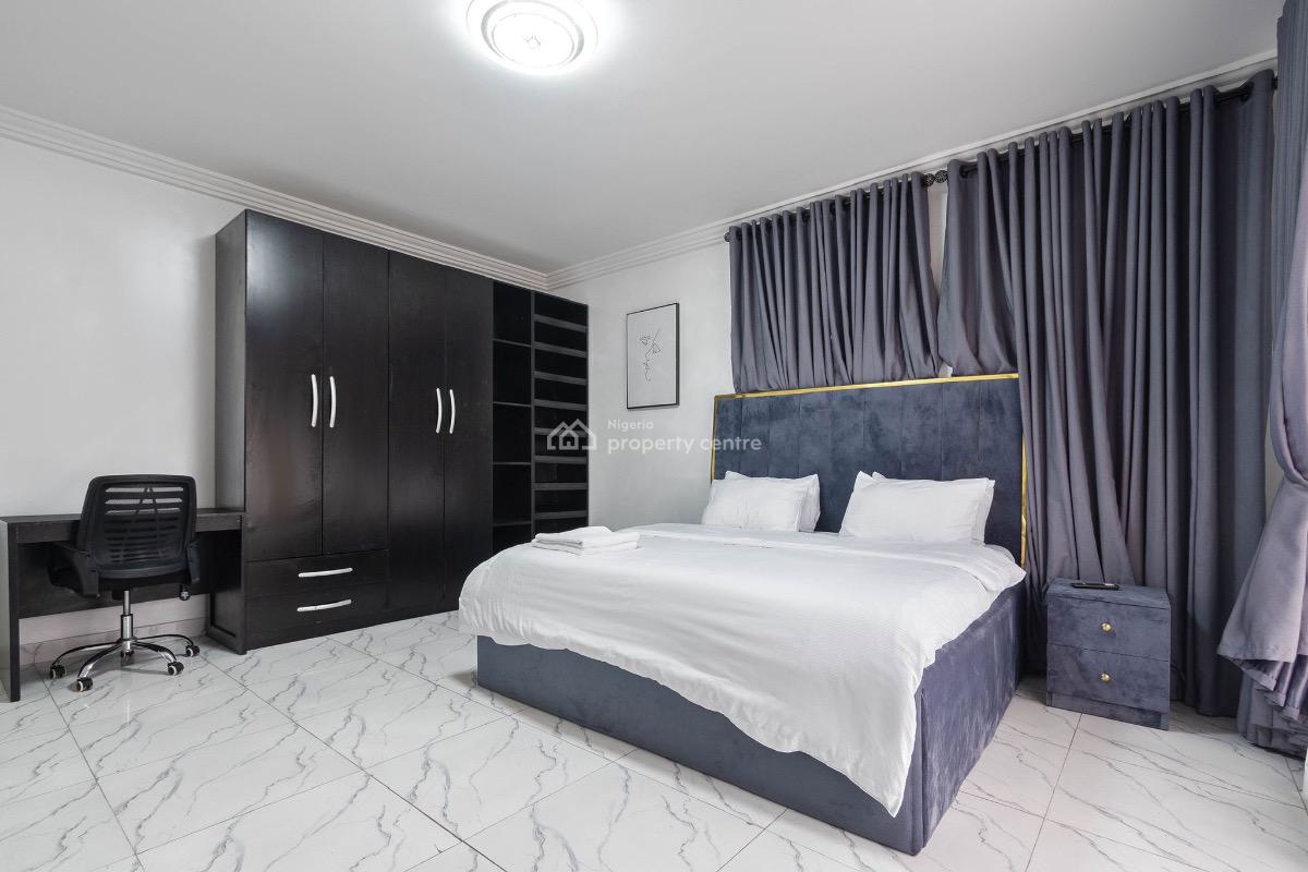 Relax with The Whole Family at This 4 Bedroom Duplex Self Compound, Lekki Phase 1, Lekki, Lagos, Flat / Apartment Short Let