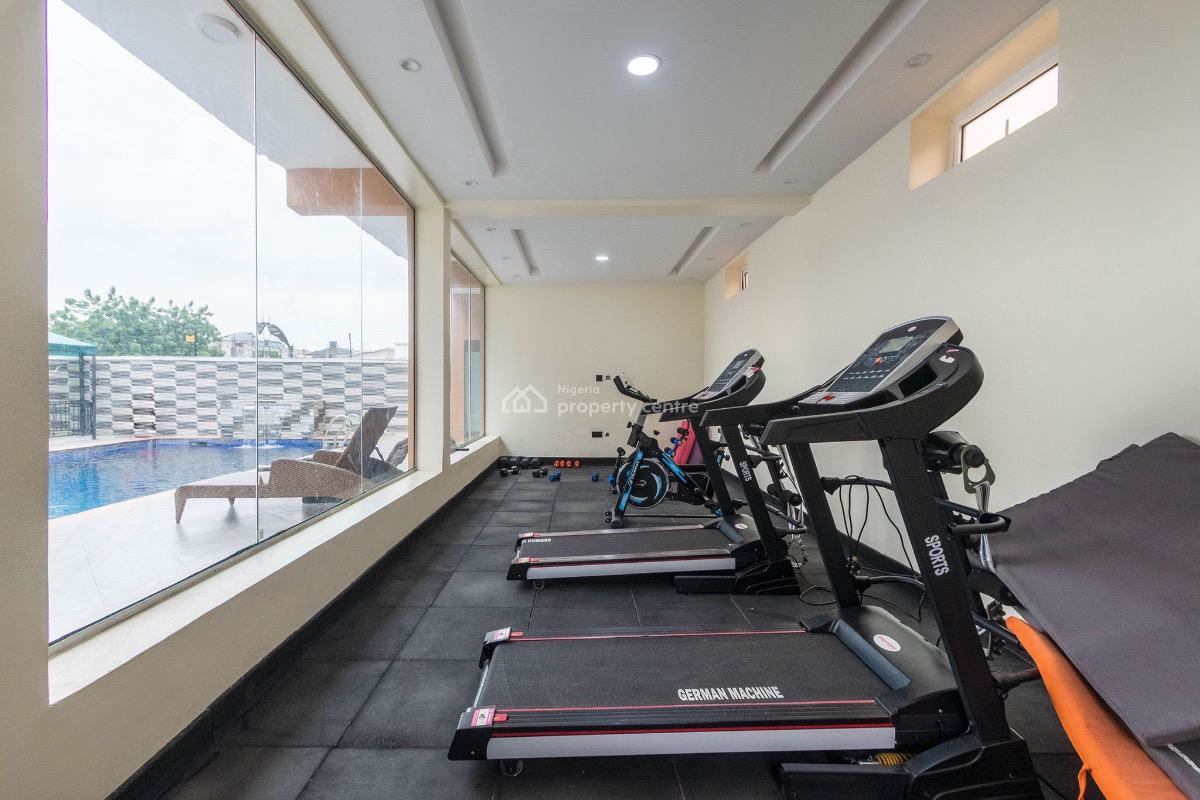 Relax with The Whole Family at This 4 Bedroom Duplex Self Compound, Lekki Phase 1, Lekki, Lagos, Flat / Apartment Short Let