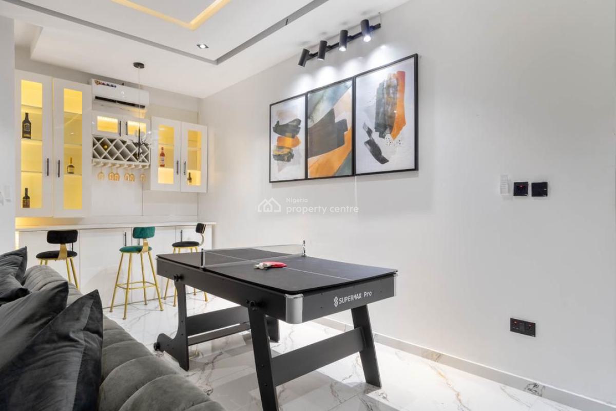 Tastefully Furnished 2 Bedroom Apartment Available for Bookings., Lekki Phase 1, Lekki, Lagos, Flat / Apartment Short Let