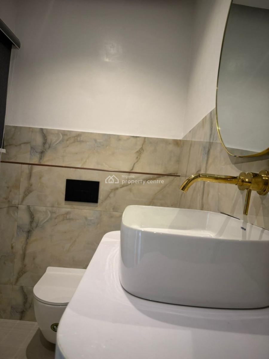 Beautiful 1 Bedroom Apartment Available From Tomorrow!!!, Lekki Phase 1, Lekki, Lagos, Flat / Apartment Short Let